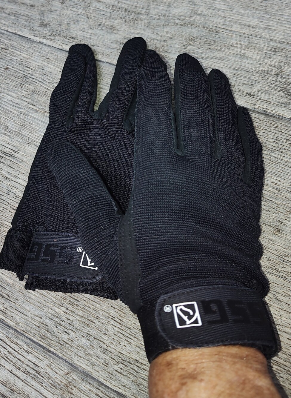 SSG 8600 All Weather Gloves in Black (Size 7/8) Medium